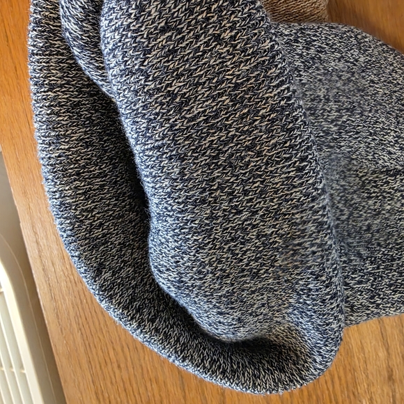 Patagonia Everday Beanie Set Of 2 - Blue and Brown - Picture 12 of 13